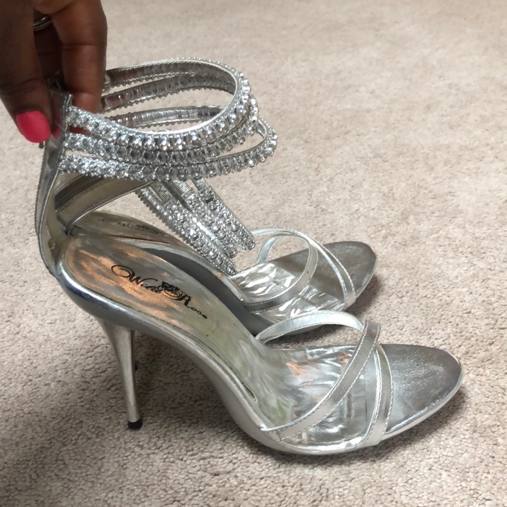 Dressy shoes